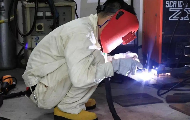 低压焊工培训怎么考？在焊工培训学校可以报名考试？